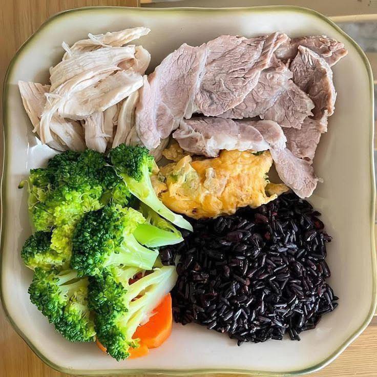 ❓3 SAI LẦM KHIẾN CE: DÙ ĂN RẤT ÍT NHƯNG ... VẪN KHÔNG GIẢM MỠ❓